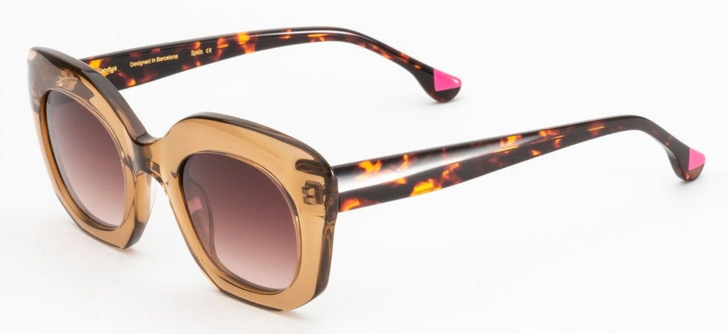 Alexander Daas - Woodys Blanca Sunglasses - Clear Brown &amp; Tortoise - Side View