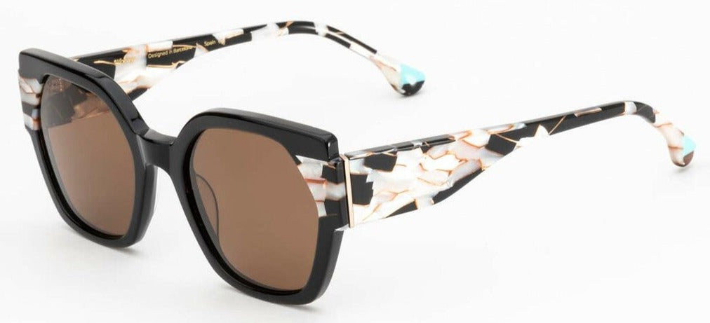 Alexander Daas - Woodys Bruni Sunglasses - Black Mother of Pearl - Side View