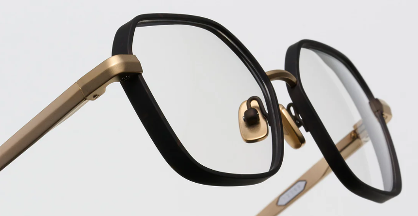 Alexander Daas - Press Love Eyeglasses - 010 Matte Tortoise - Side View