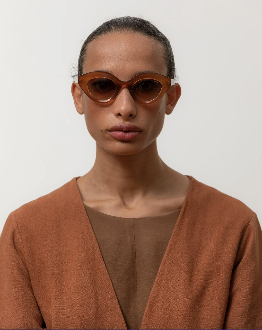 Alexander Daas - Lapima Nina Petit Sunglasses - Terra Gradient & Amber Gradient - On Model