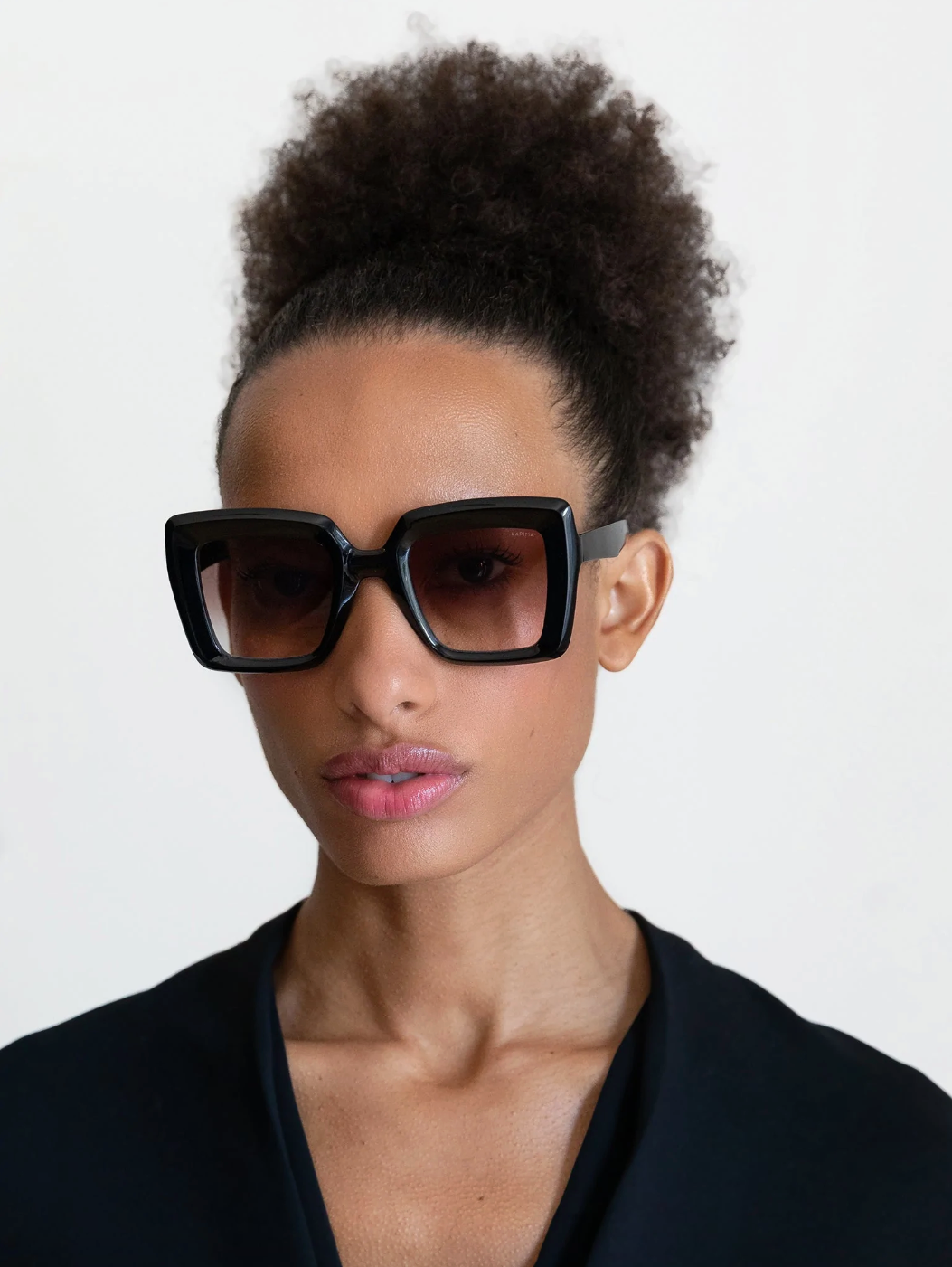 Alexander Daas - Lapima Teresa Sunglasses - Black Gradient &amp; Brown Gradient - On Model
