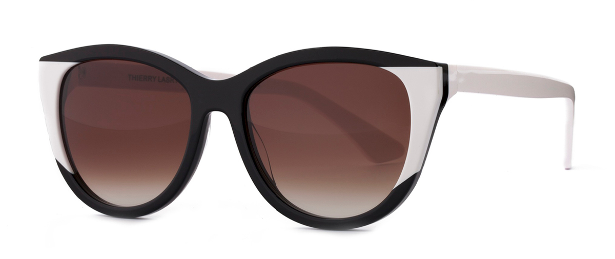 Alexander Daas - Thierry Lasry Flattery Sunglasses - Black &amp; White - Side View